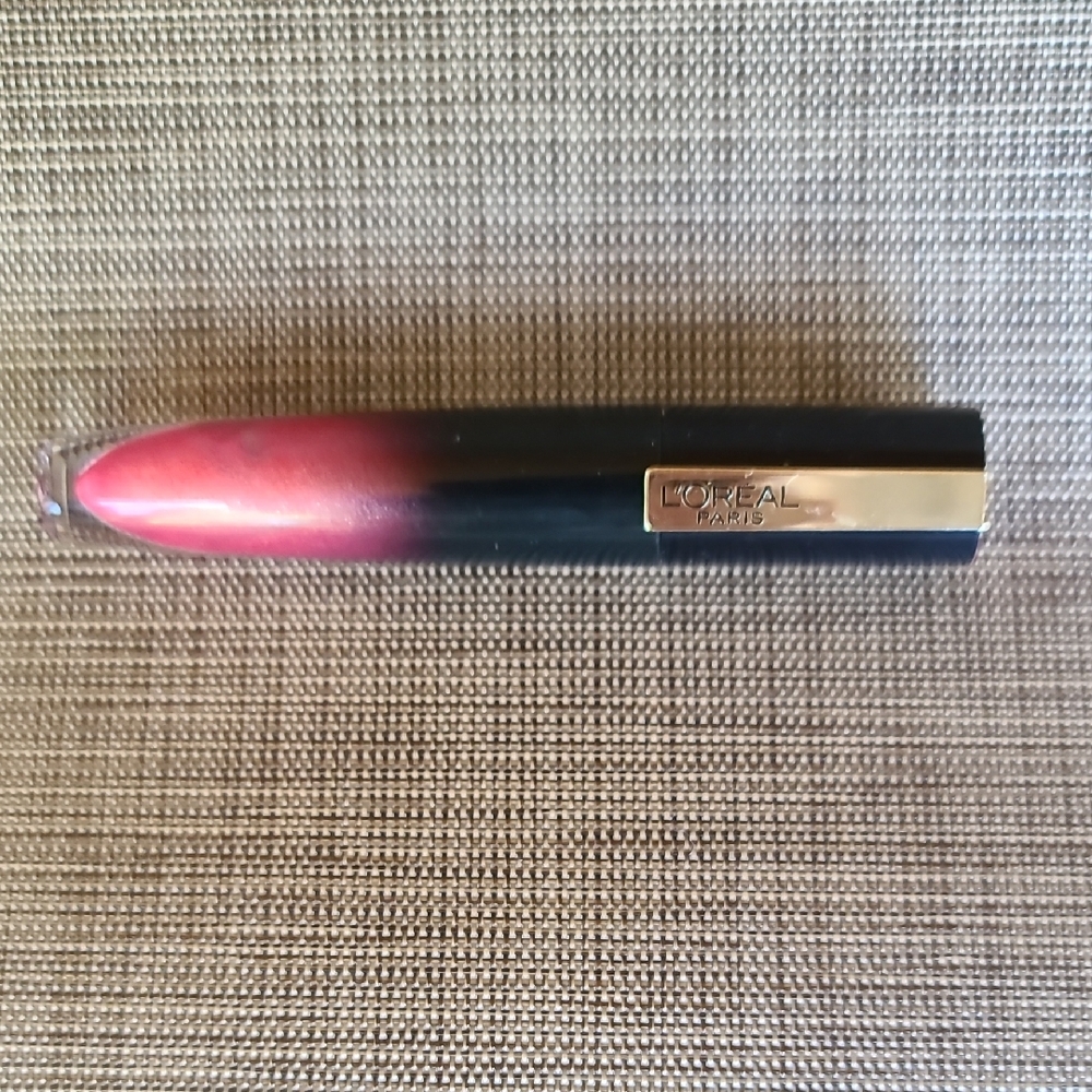 L'Oreal Paris Pink Lip Color